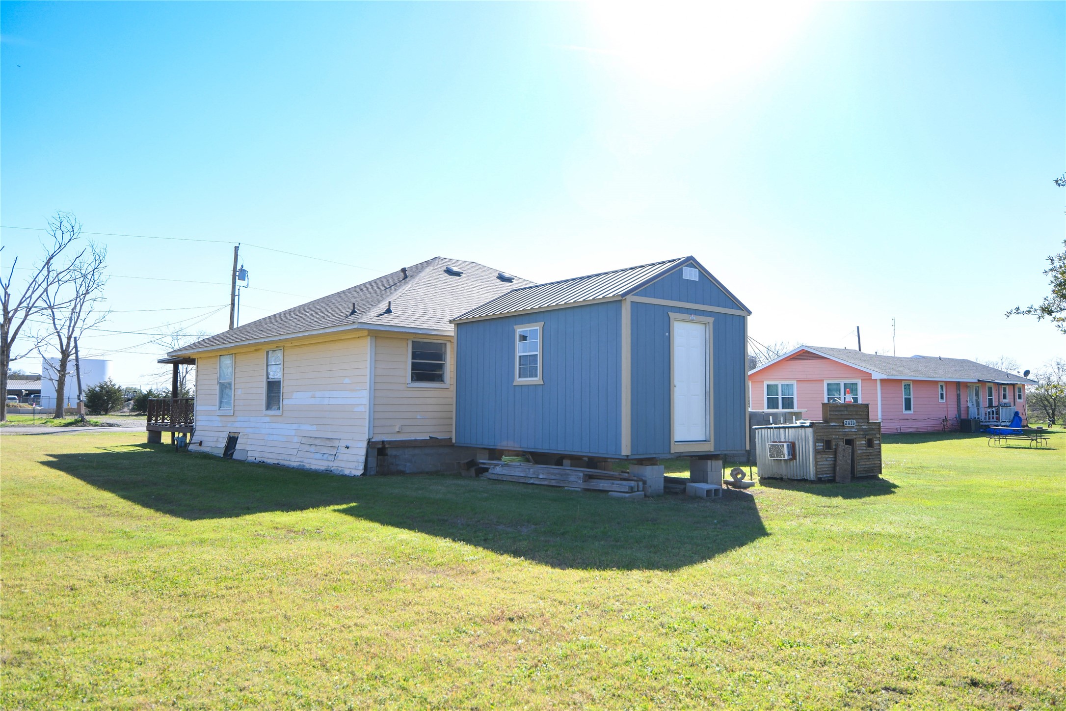 520 W Oak Street Gunter TX 75058