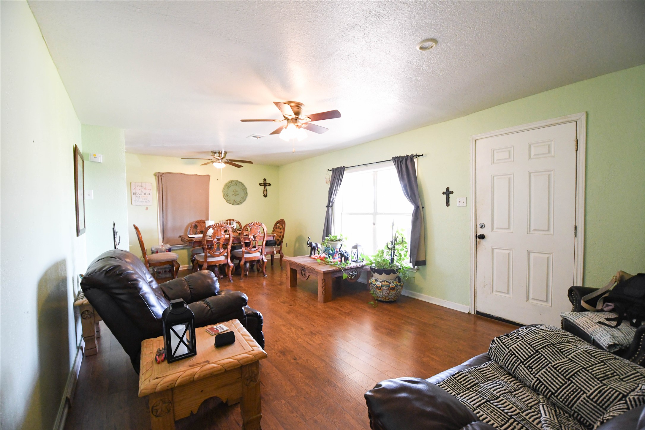 520 W Oak Street Gunter TX 75058