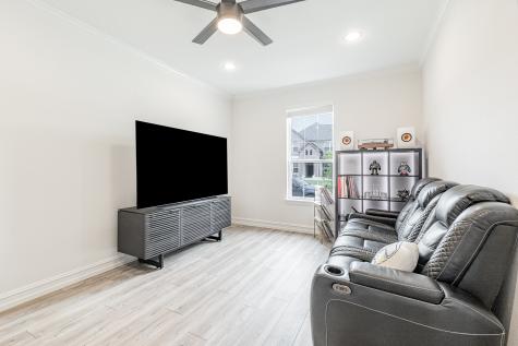 1517 Sawyer Drive Aubrey TX 76227