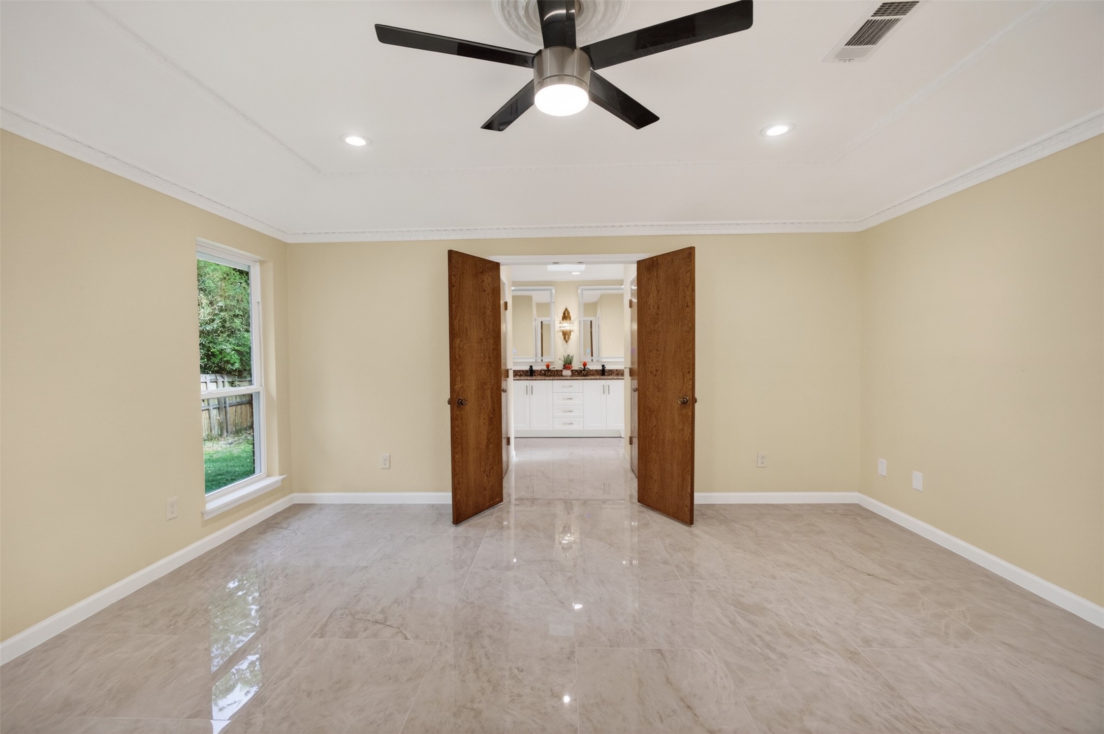 1606 Rosemary Drive Arlington TX 76014