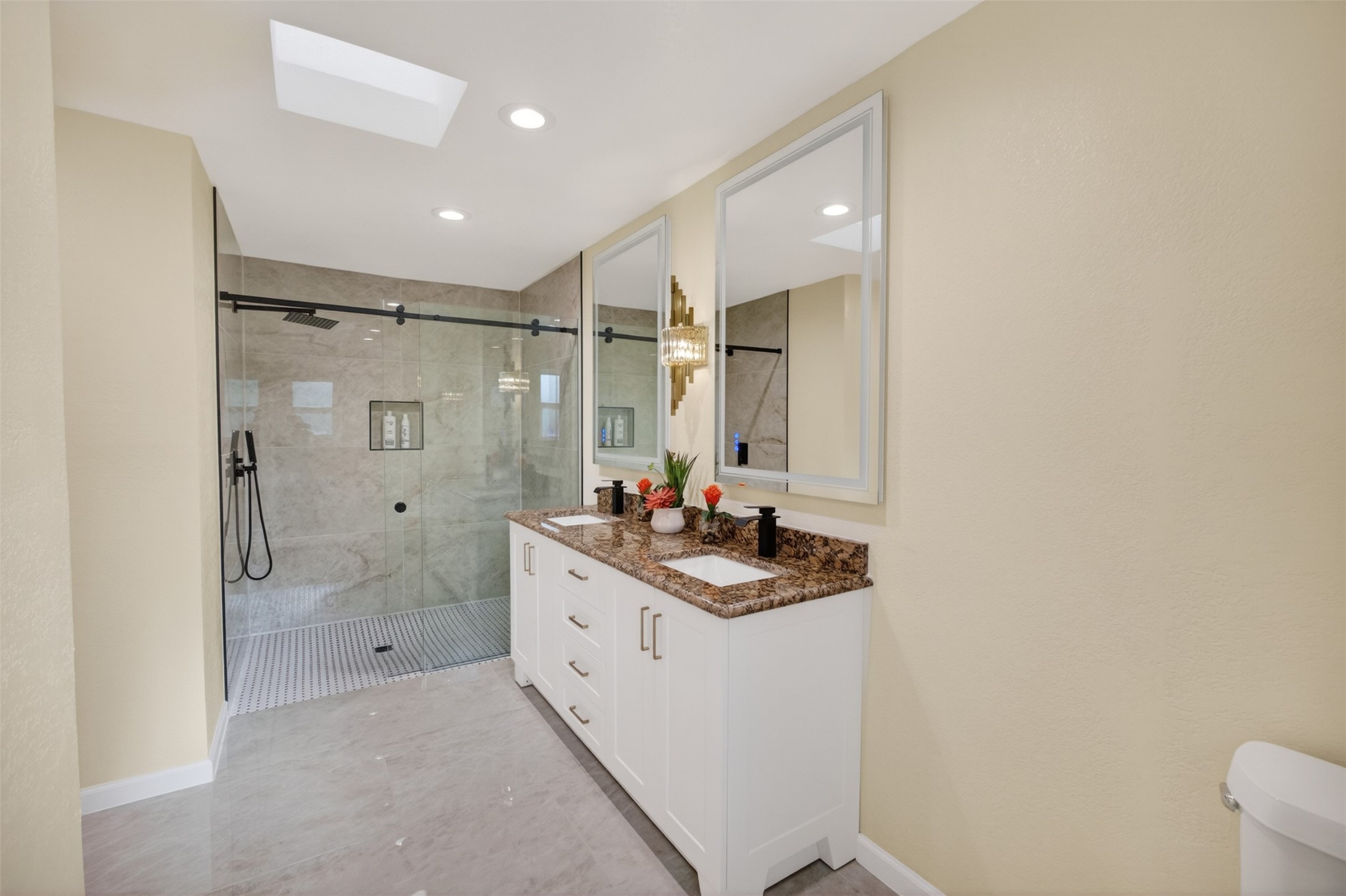 1606 Rosemary Drive Arlington TX 76014