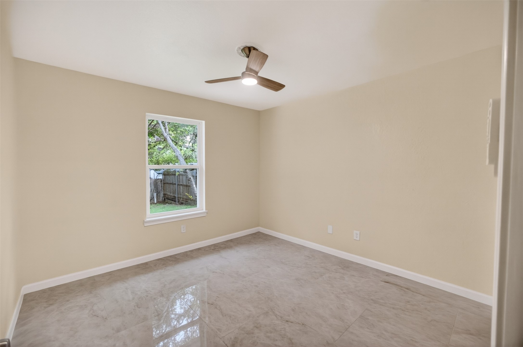 1606 Rosemary Drive Arlington TX 76014