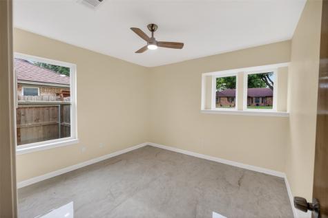 1606 Rosemary Drive Arlington TX 76014