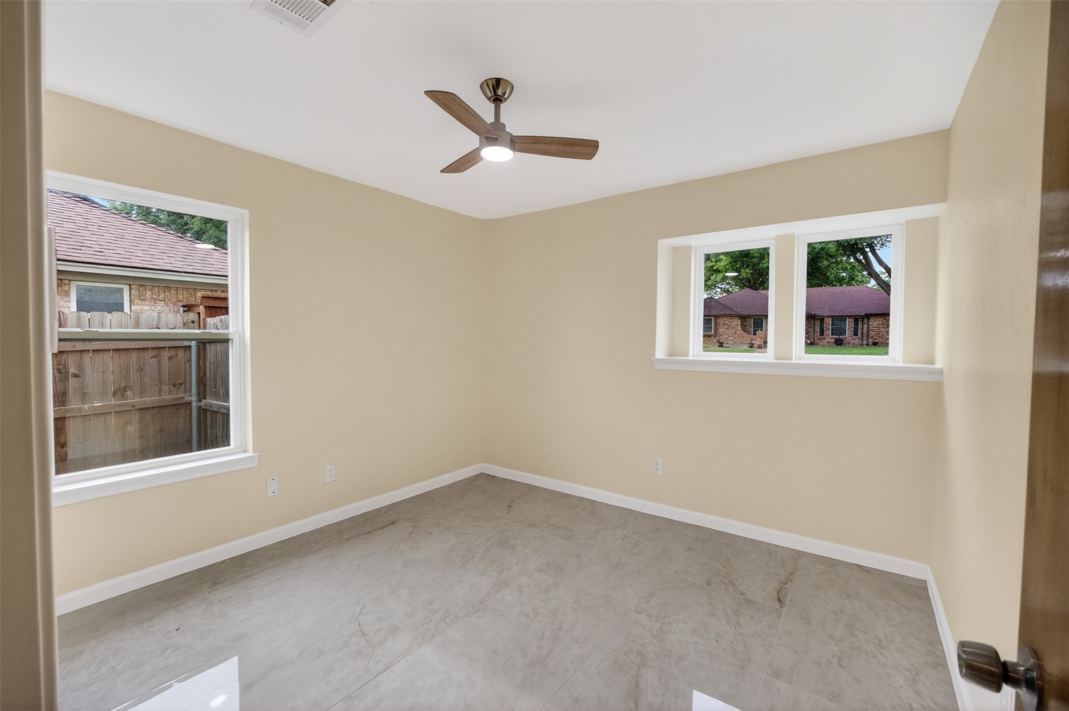 1606 Rosemary Drive Arlington TX 76014