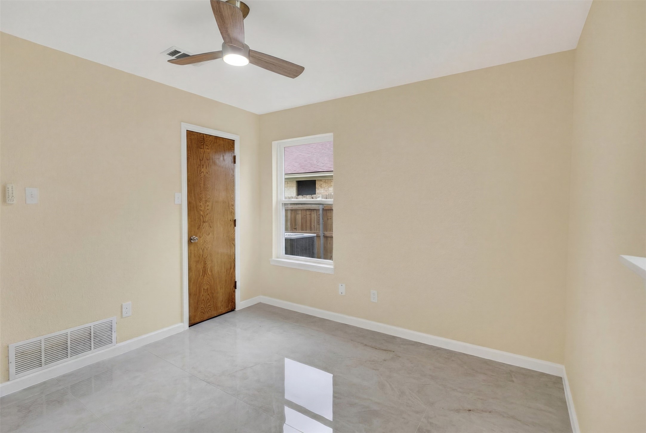1606 Rosemary Drive Arlington TX 76014