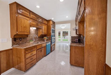 1606 Rosemary Drive Arlington TX 76014
