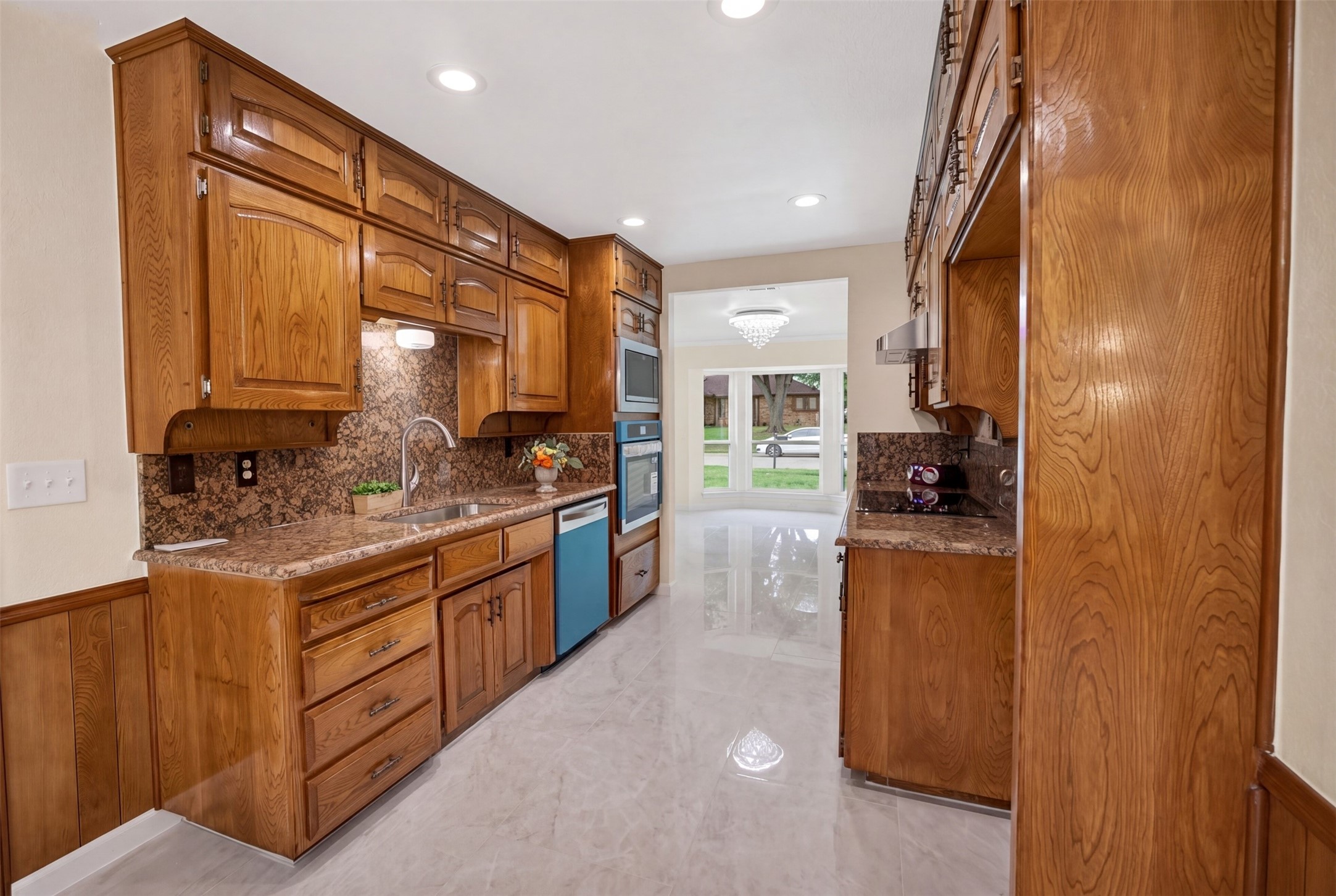 1606 Rosemary Drive Arlington TX 76014
