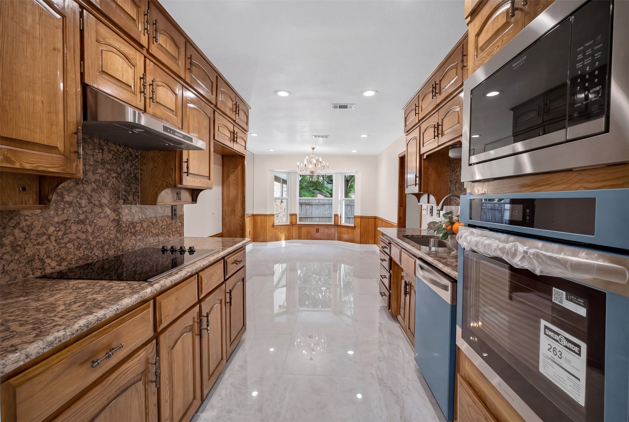 1606 Rosemary Drive Arlington TX 76014