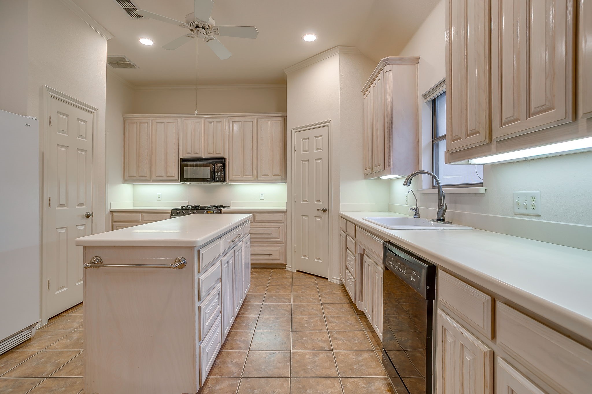 7112 White Tail Trail Fort Worth TX 76132