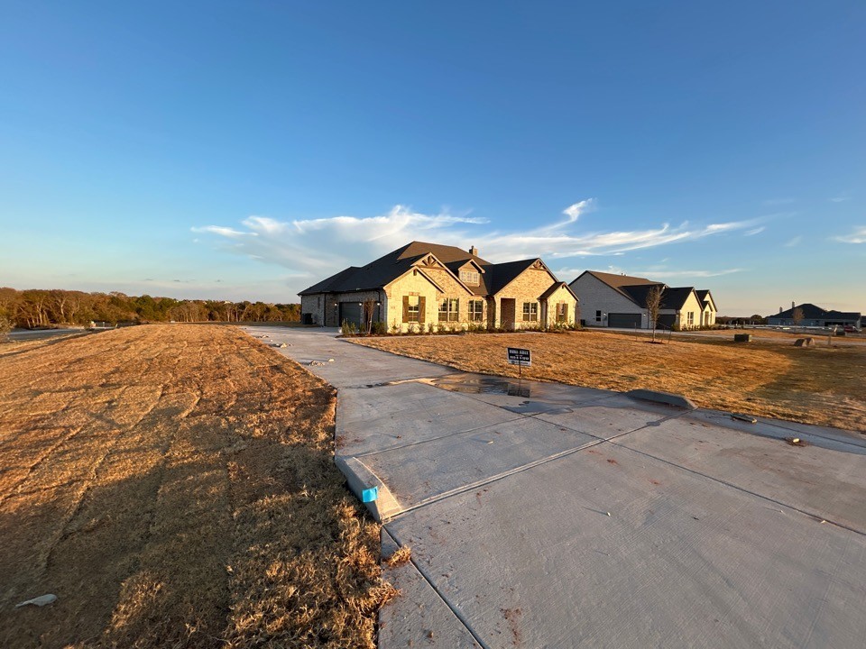 803 Valley Ridge Road Van Alstyne TX 75495