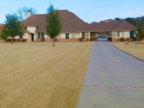 1304 E Scandinavian Court Granbury TX 76048