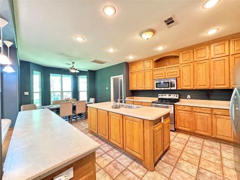 655 Saint Clair Road Ennis TX 75119