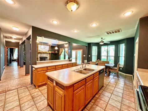 655 Saint Clair Road Ennis TX 75119