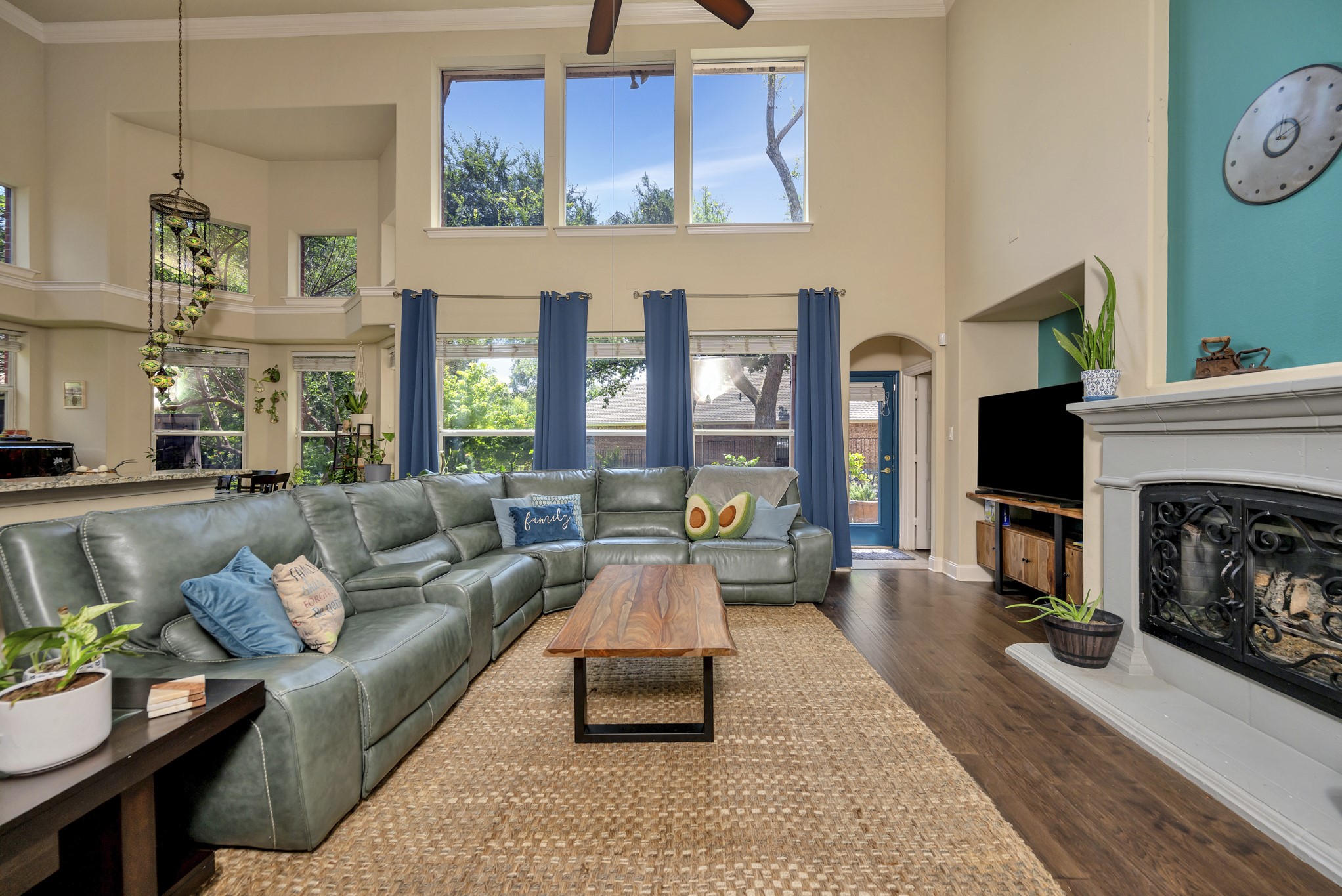 700 N Paradise Cove Shady Shores TX 76208