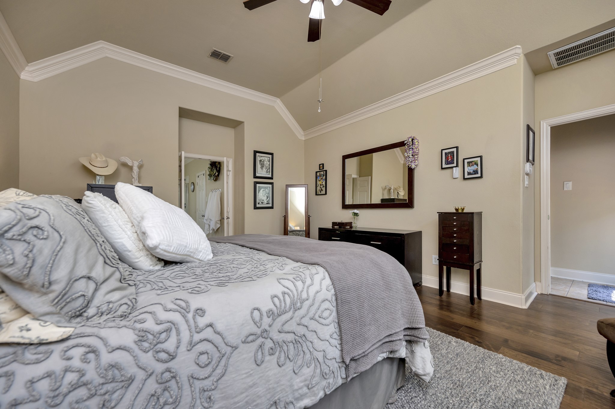 700 N Paradise Cove Shady Shores TX 76208