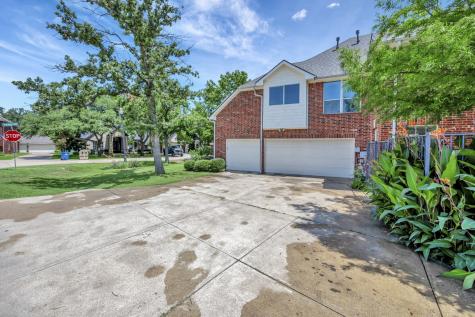 700 N Paradise Cove Shady Shores TX 76208