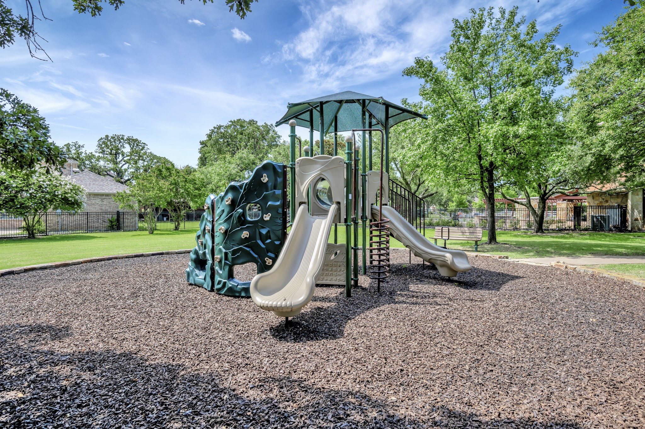 700 N Paradise Cove Shady Shores TX 76208
