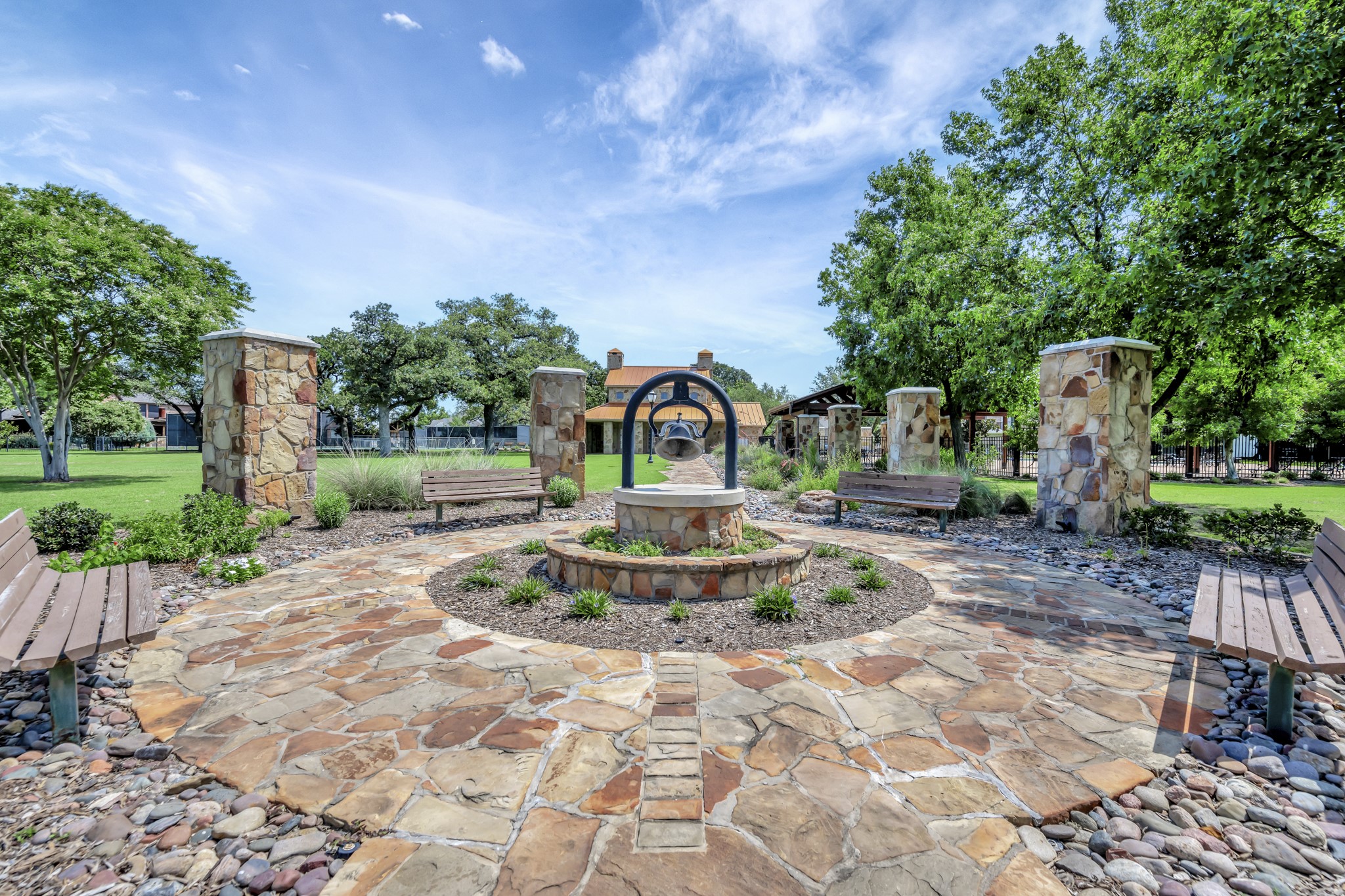 700 N Paradise Cove Shady Shores TX 76208