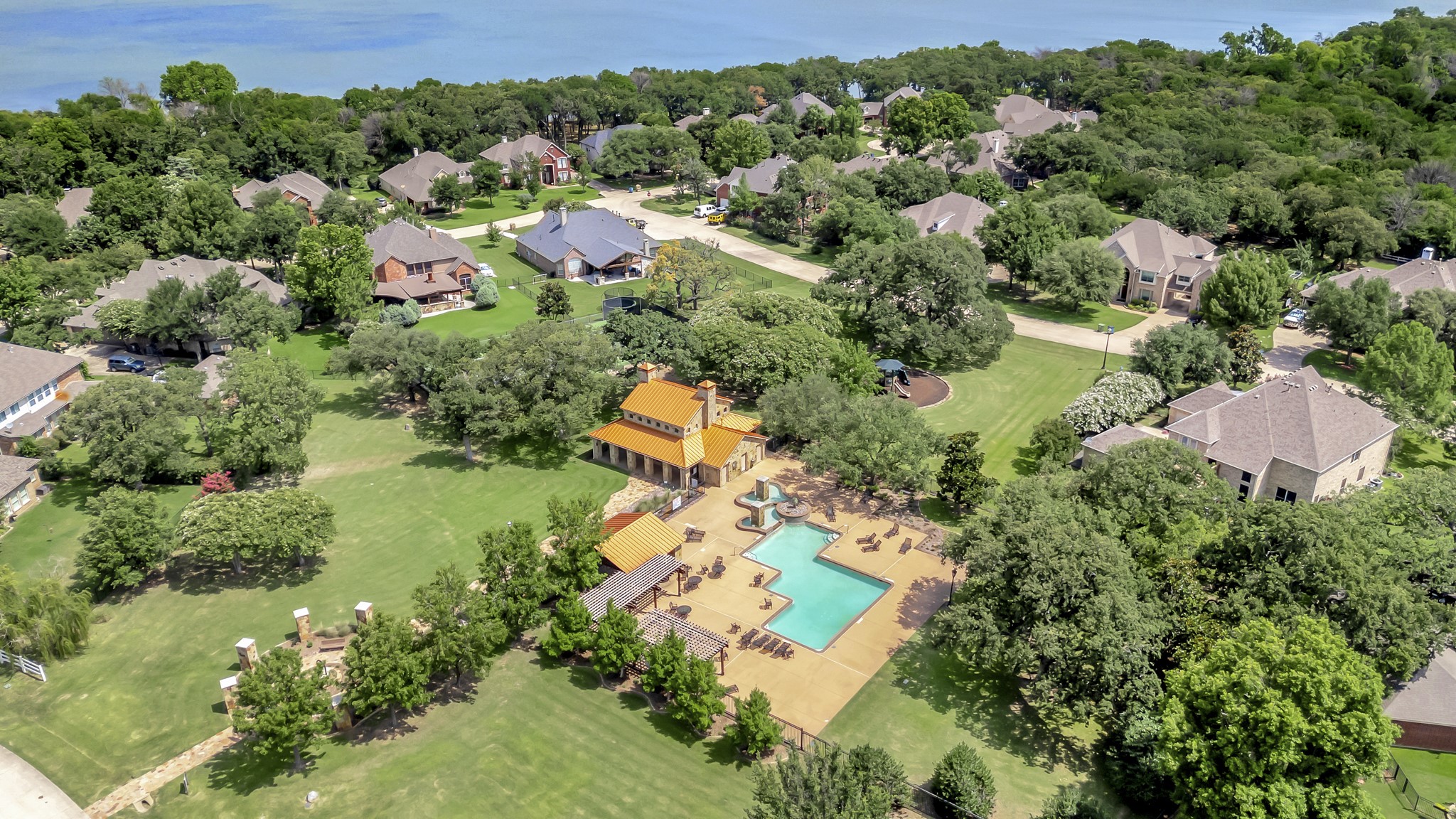 700 N Paradise Cove Shady Shores TX 76208