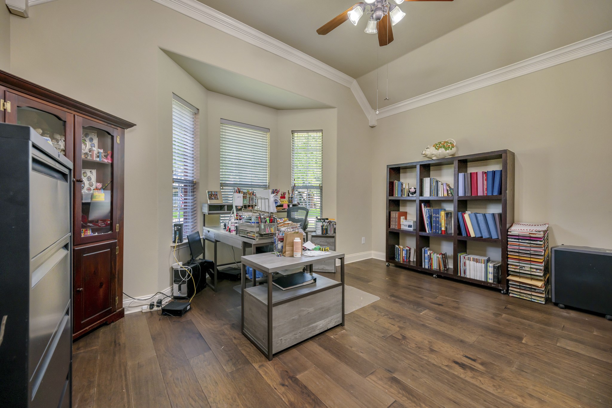 700 N Paradise Cove Shady Shores TX 76208