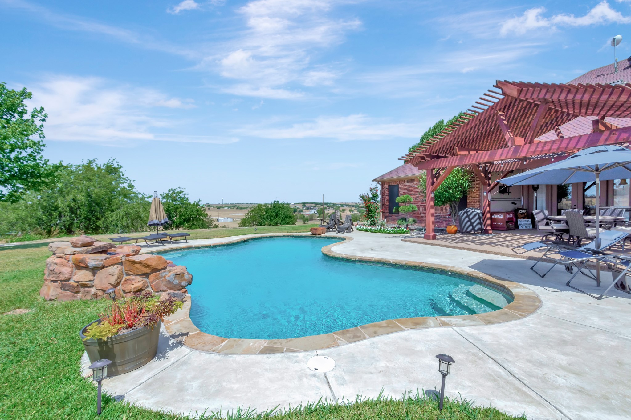 5520 White Settlement Road Weatherford TX 76087