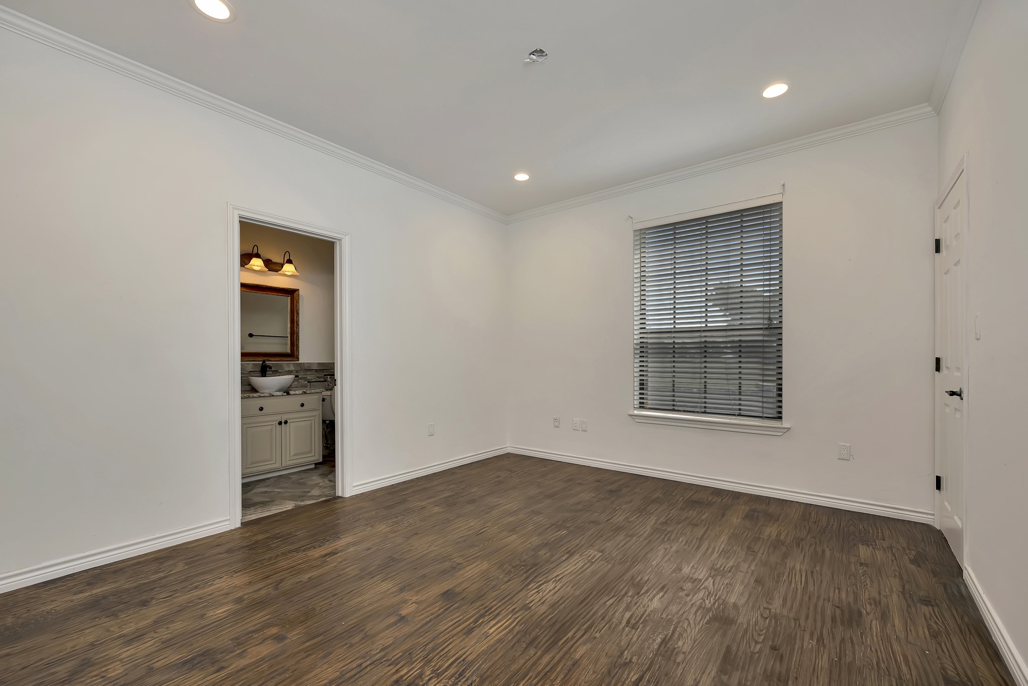 5520 White Settlement Road Weatherford TX 76087