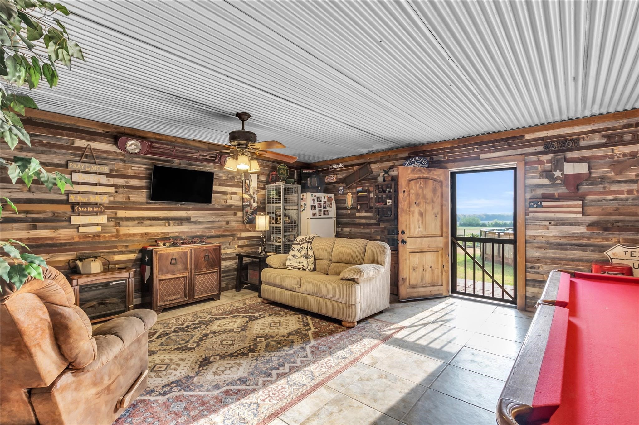459 County Road 4600 Trenton TX 75490