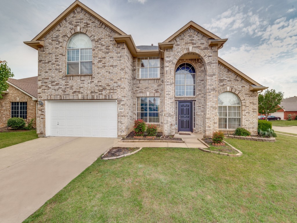 2447 Ranchview Drive Grand Prairie TX 75052