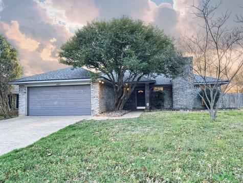 6813 Wayfarer Trail Fort Worth TX 76137