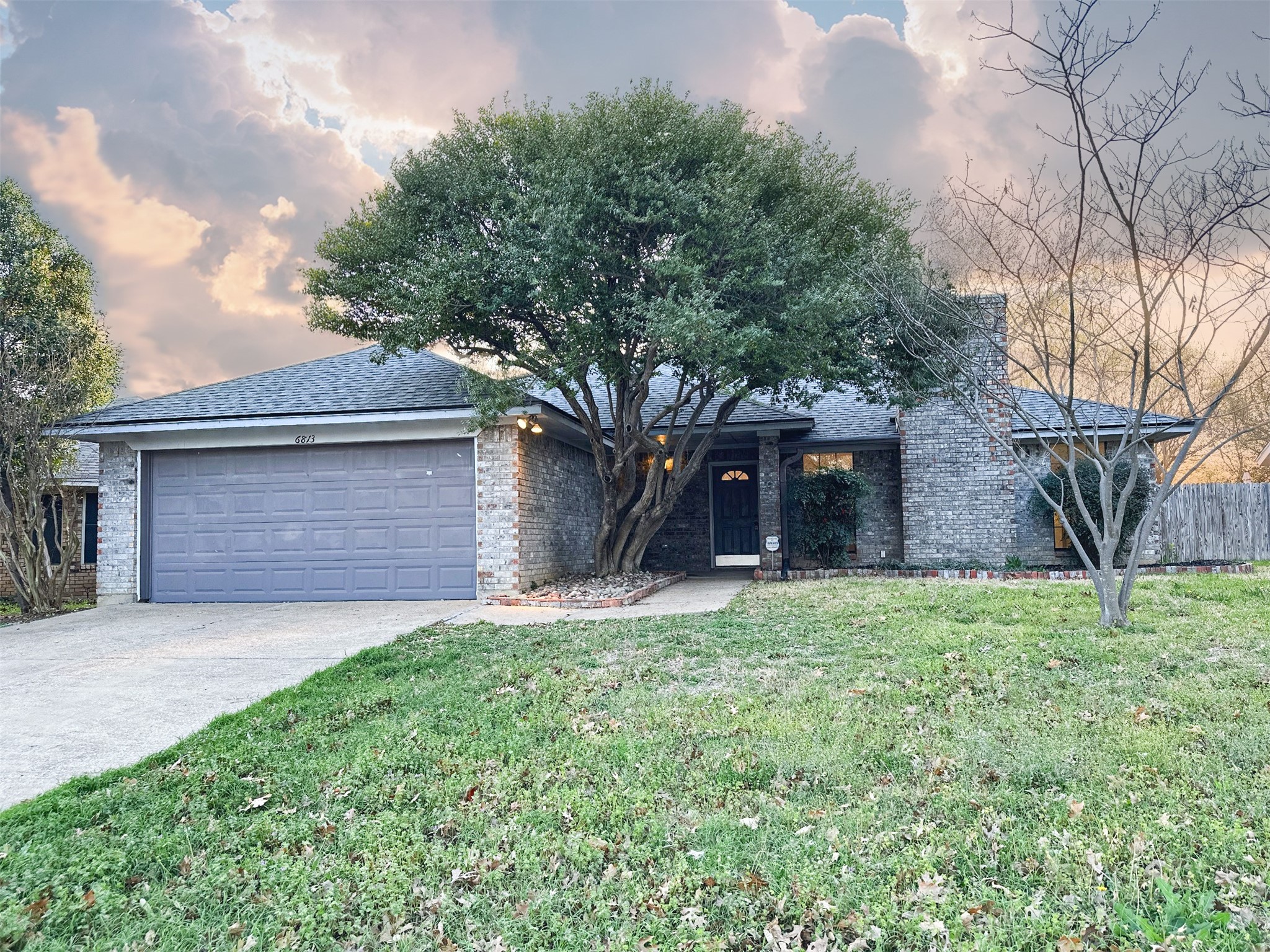 6813 Wayfarer Trail Fort Worth TX 76137