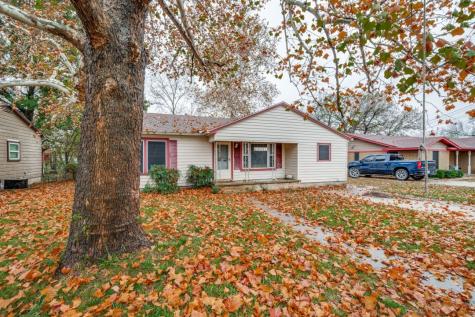 932 Moss Street Gainesville TX 76240