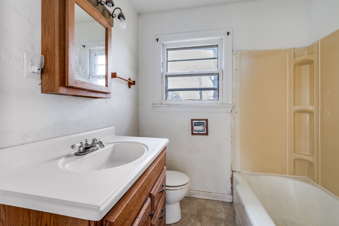 932 Moss Street Gainesville TX 76240