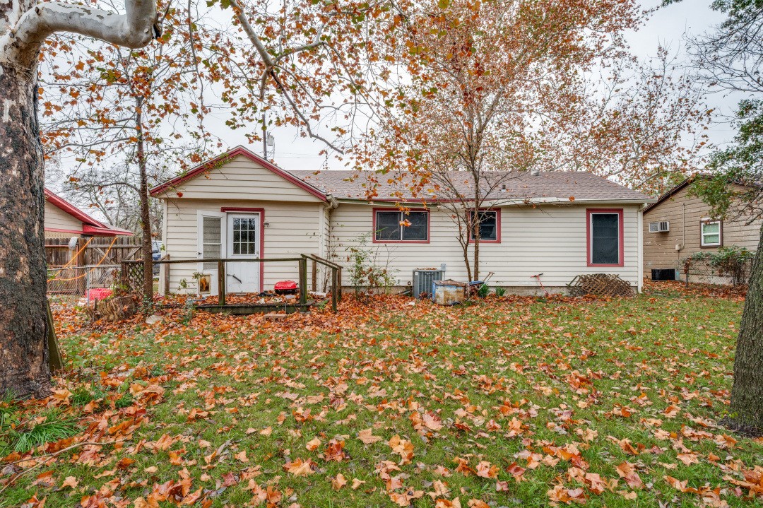 932 Moss Street Gainesville TX 76240