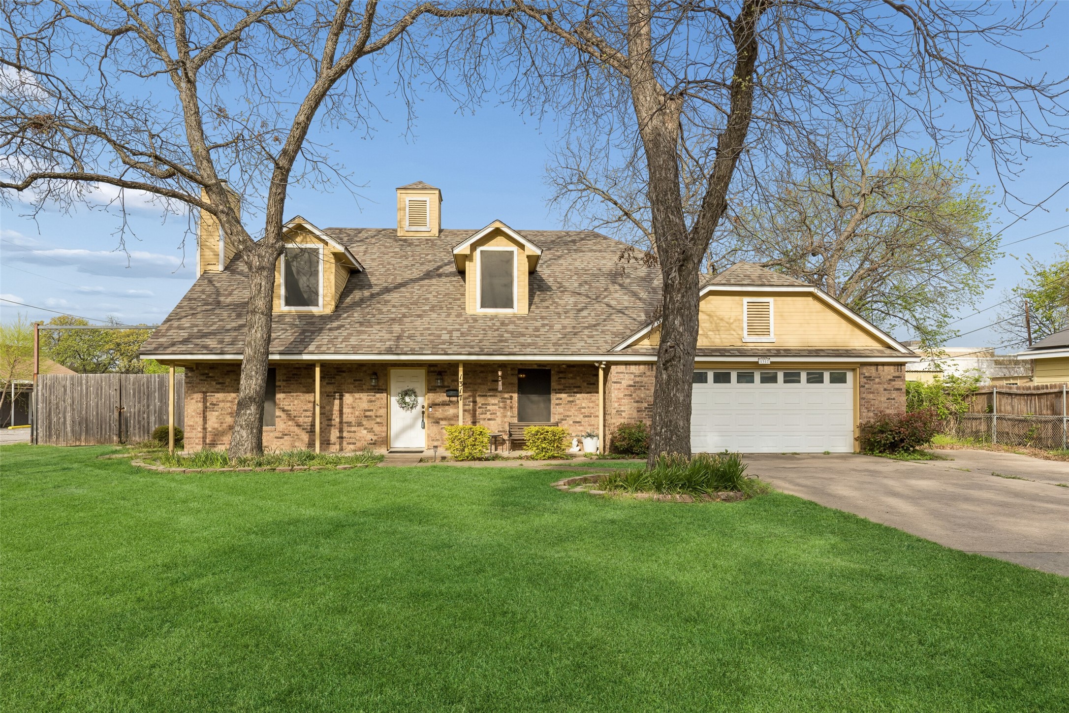 1317 Trinity View Street Irving TX 75060