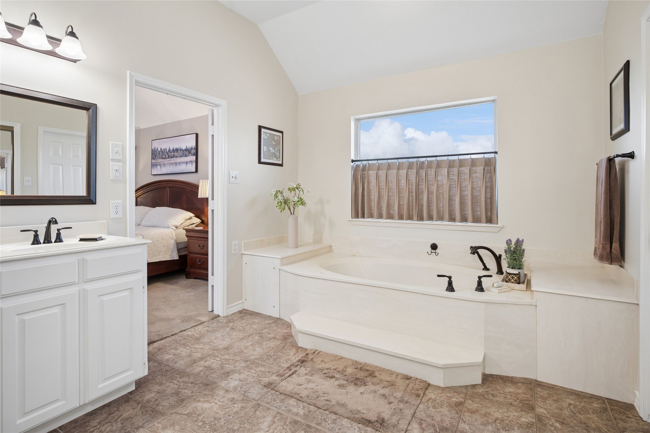 993 Pheasant Ridge Keller TX 76248