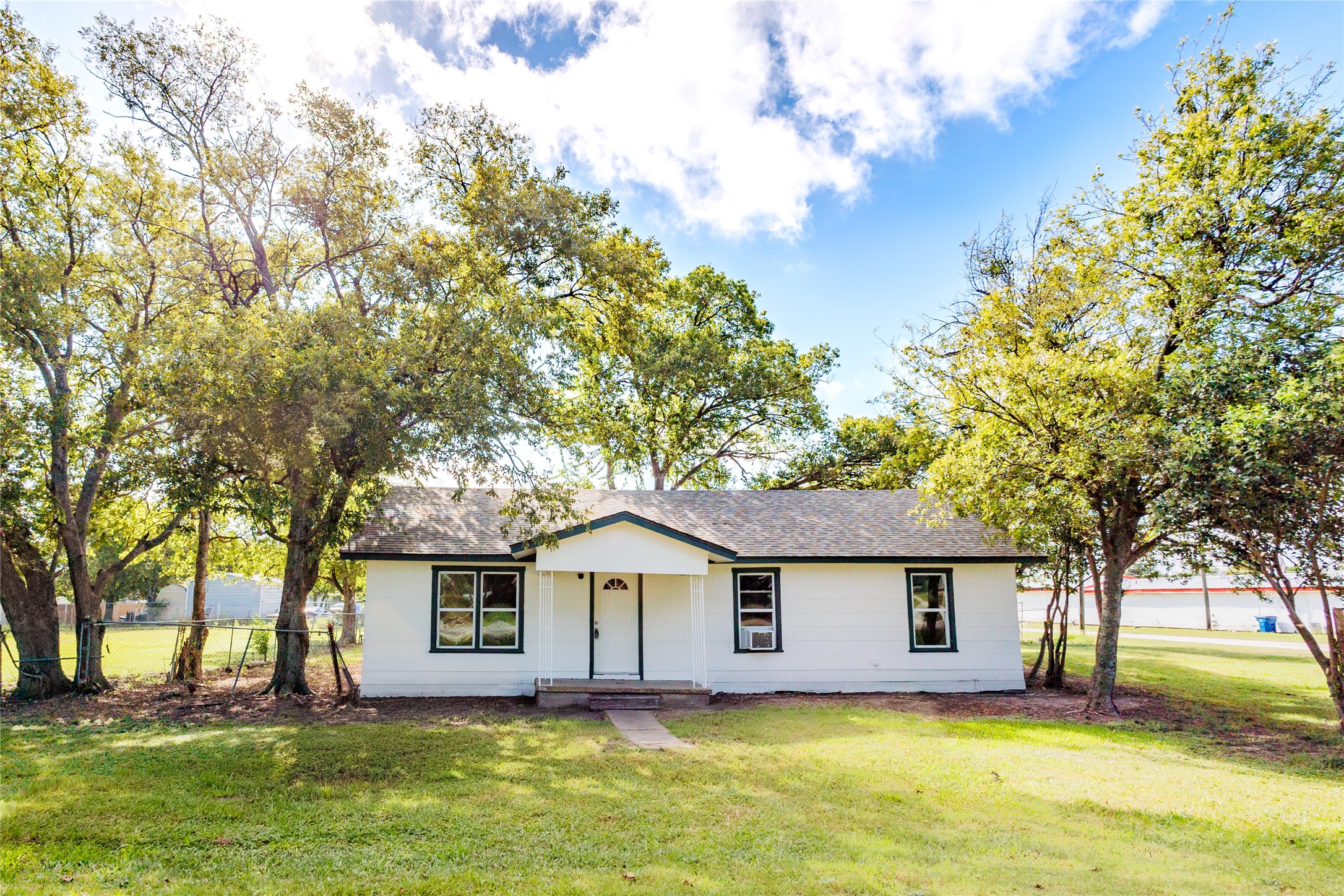 202 N Sycamore Malone TX 76660