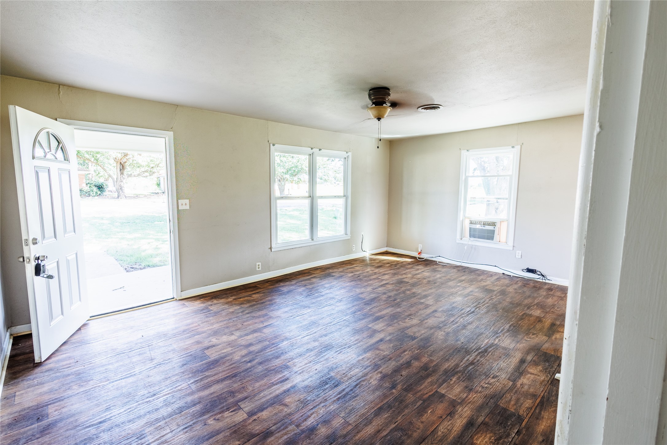 202 N Sycamore Malone TX 76660