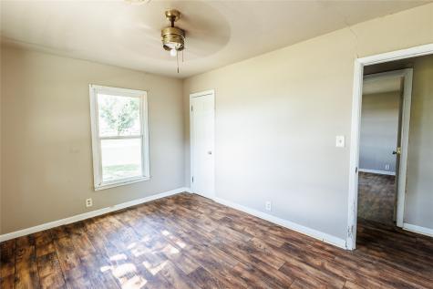 202 N Sycamore Malone TX 76660