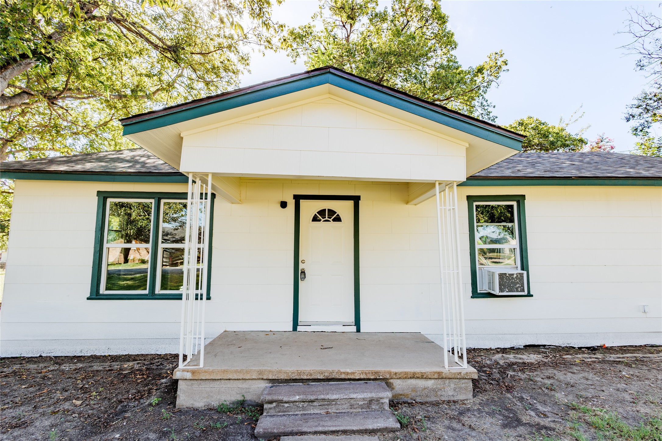 202 N Sycamore Malone TX 76660