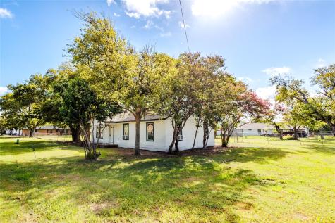 202 N Sycamore Malone TX 76660