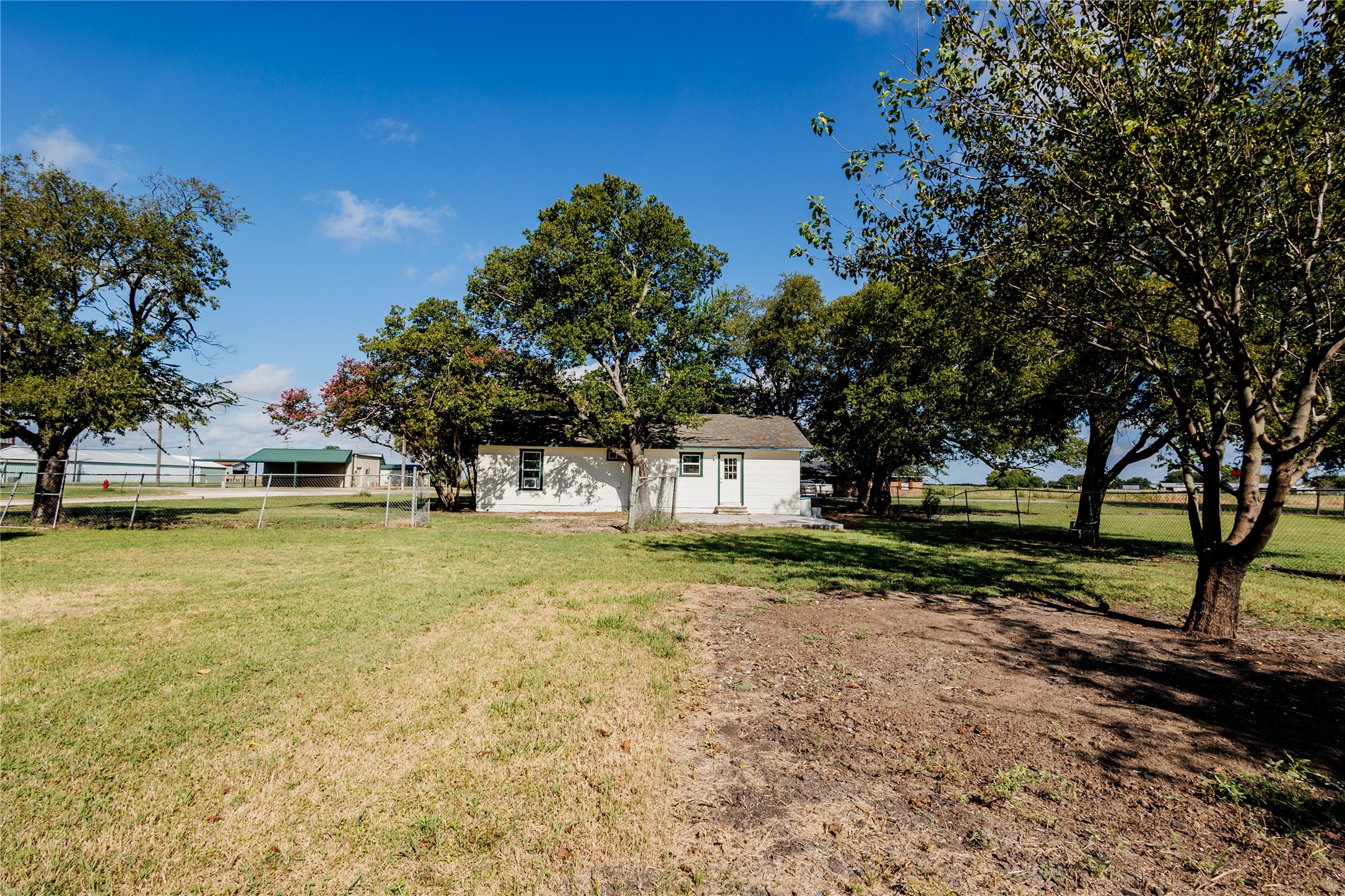 202 N Sycamore Malone TX 76660