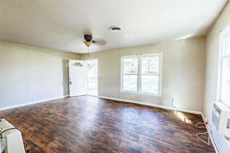 202 N Sycamore Malone TX 76660