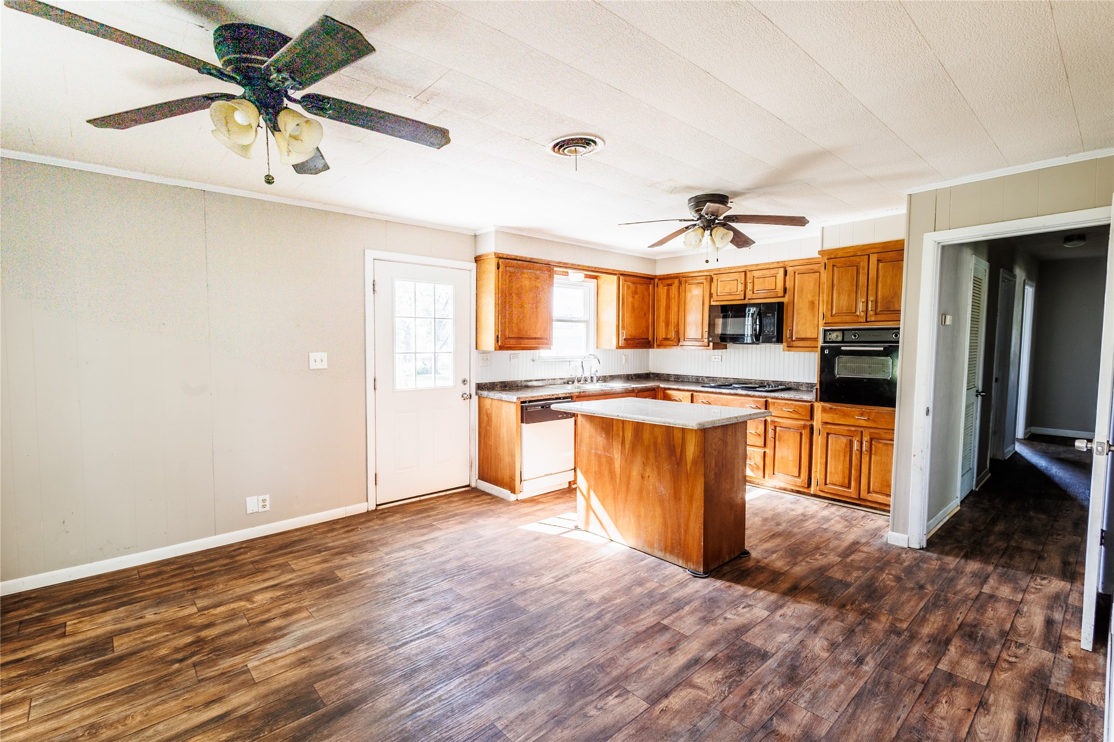 202 N Sycamore Malone TX 76660