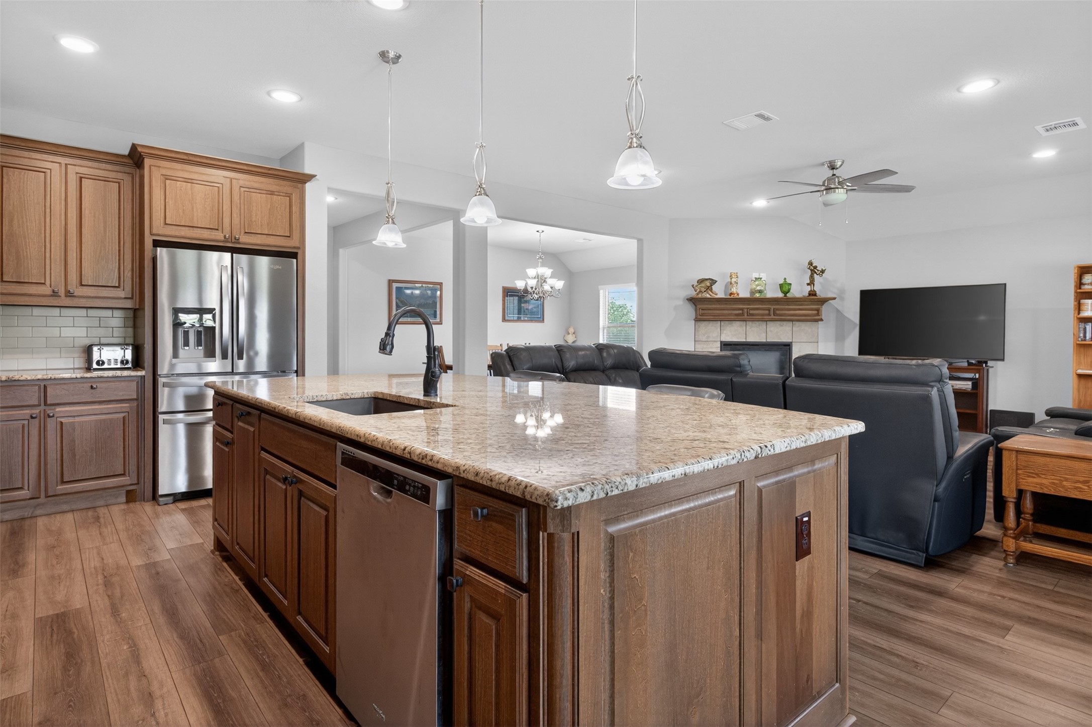 2504 Pinyon Hills Court Burleson TX 76028