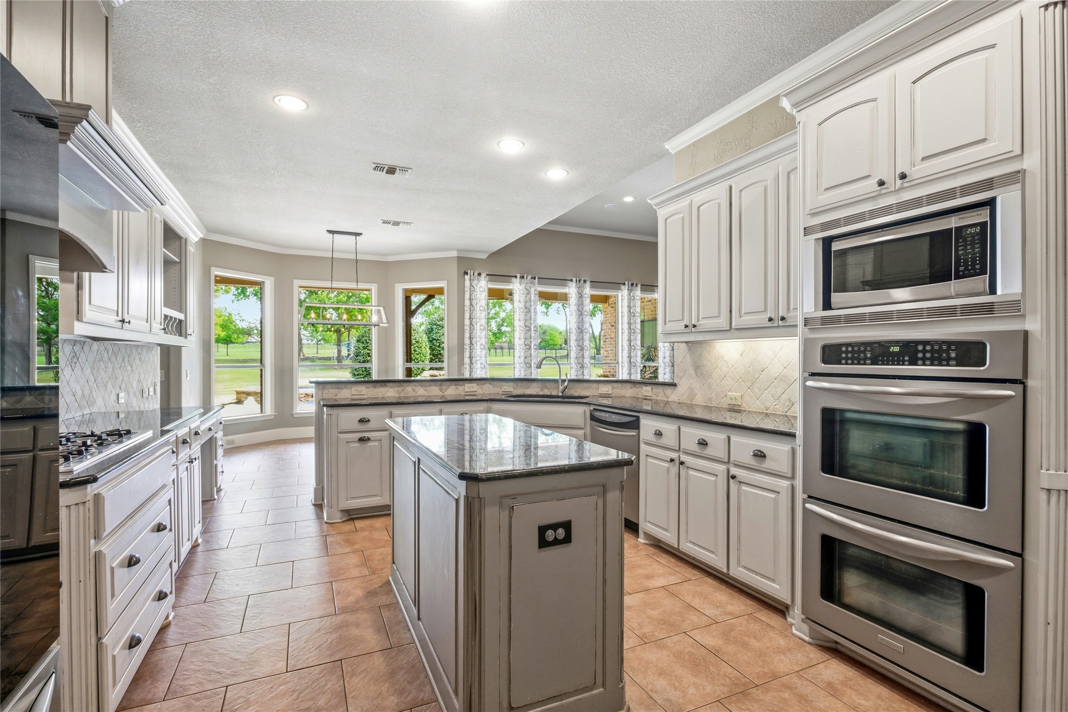 3304 Twin Lakes Drive Celina TX 75078