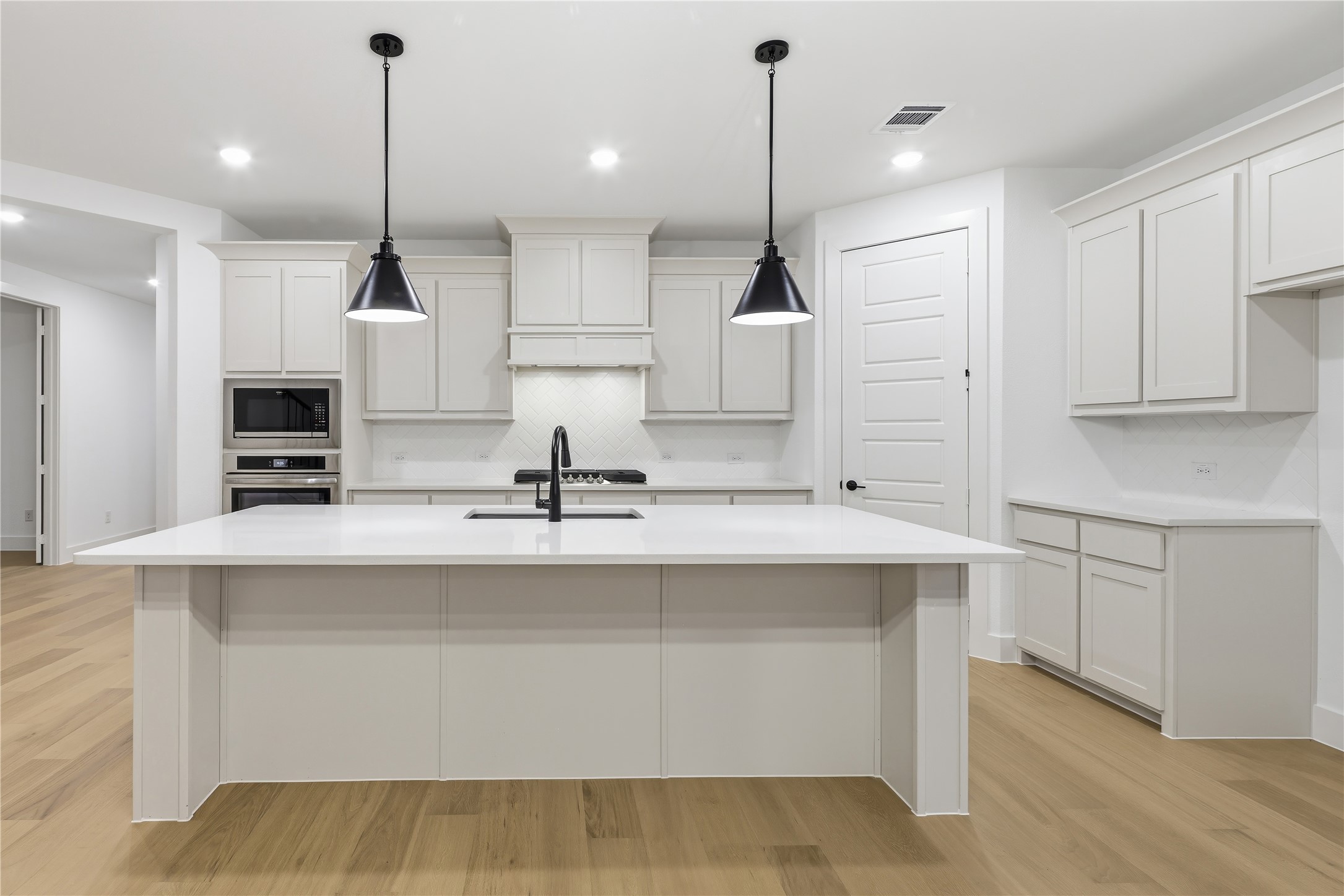 1657 Cedar Elm Way Burleson TX 76028