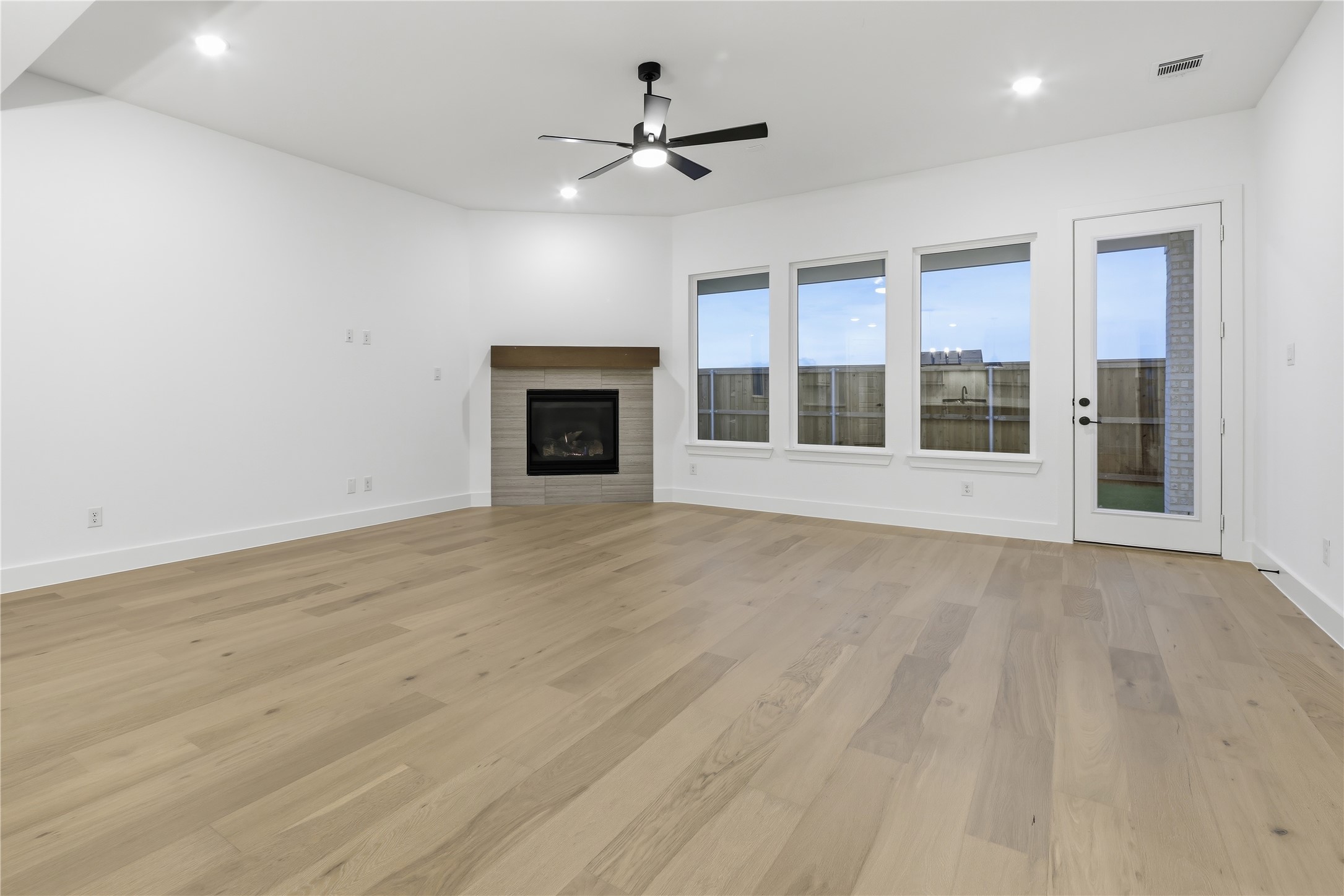 1657 Cedar Elm Way Burleson TX 76028