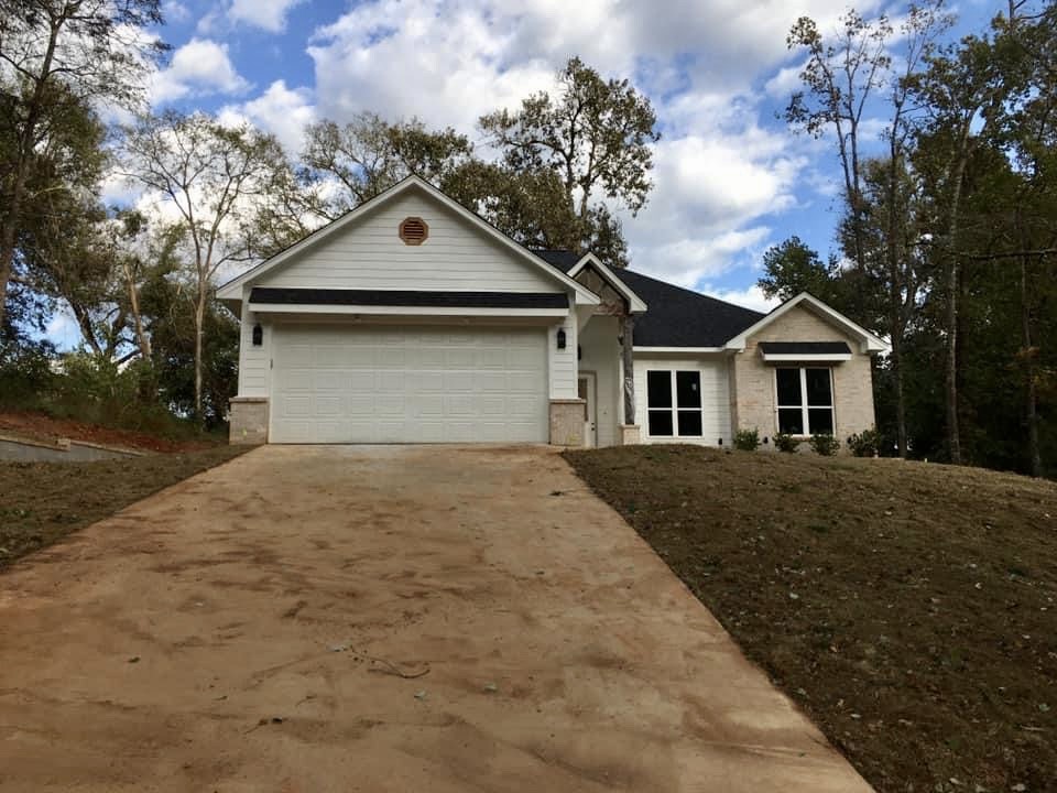 1305 Woodland Hills Drive Whitehouse TX 75791