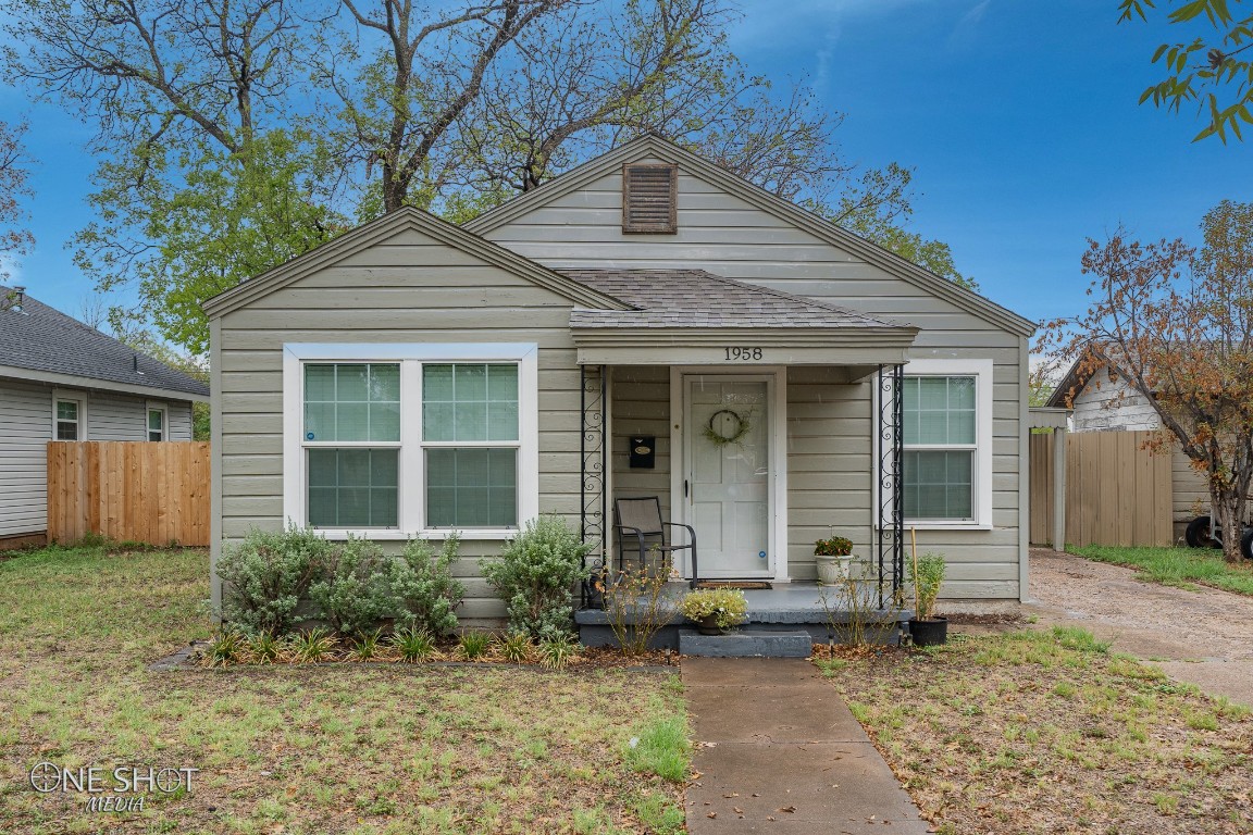 1958 Santos Street Abilene TX 79605