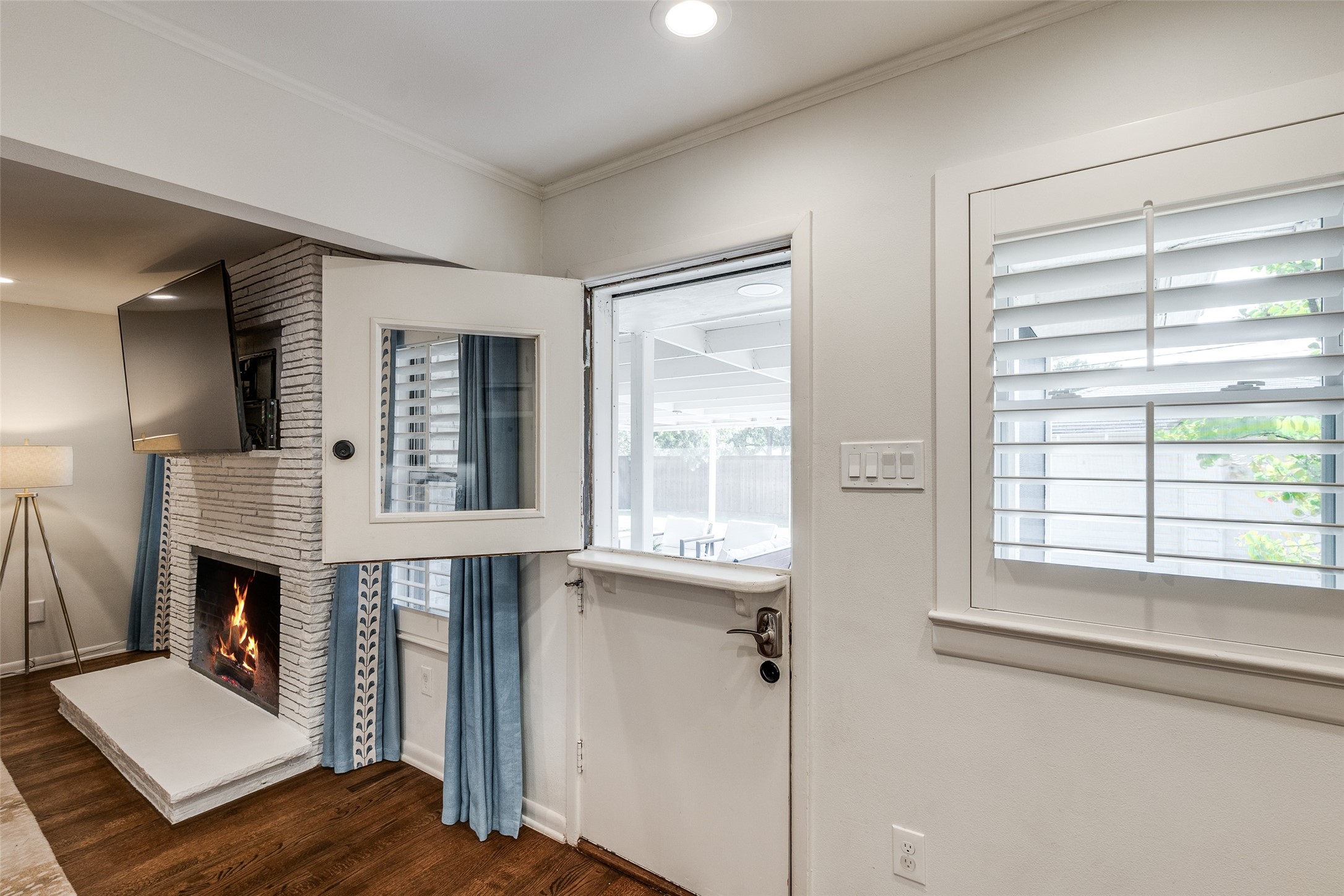 4409 Ashford Drive Dallas TX 75214